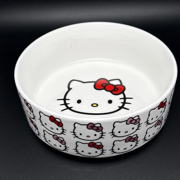 HELLO KITTY Repeat Face Anti-Skid Bottom Ceramic Dog/Cat Pet Bowl 6.5x2.5" - Picture 1 of 5